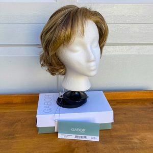 Gabor Wigs - Everyday Elegant in Honey Pecan (GL 11-25), NWT